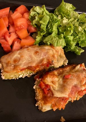 Una foto de Milanesa de zucchini napolitana