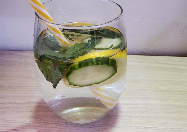 Recipe of Award-winning Lemon Cucumber Detox Water