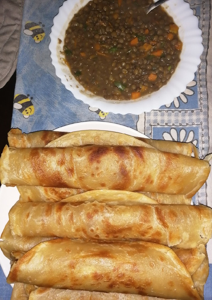 A picture of Layered chapati with kamande (one tree.
