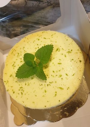 A picture of Rich Cheesecake with Homemade Cookie Crust.
