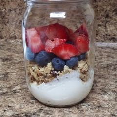 A picture of Berry Cheesecake Yogurt Parfait.