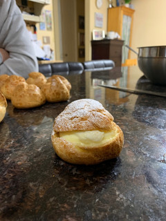 A picture of Japanese Cream Puff.