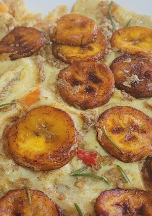 A picture of Plantain and egg fritter.