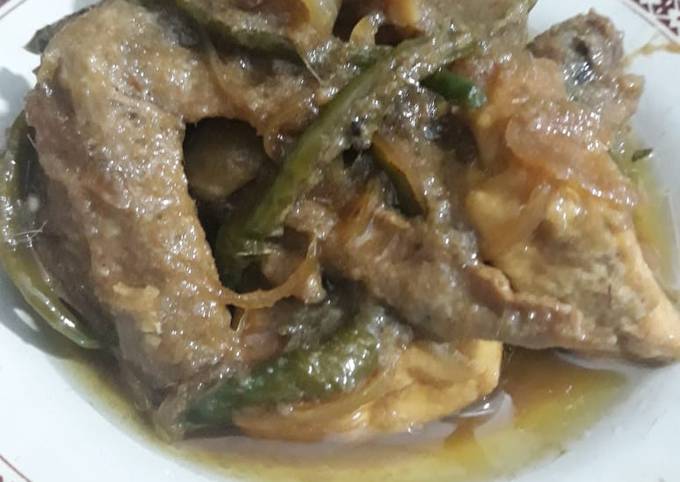 Resep Semur Kecap ayam dan tahu oleh Sanni Juliani - Cookpad