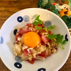 A picture of Sashimi Yukhoe (Korean  style).