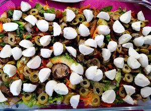 Una foto de Ensalada fresca con boconccini