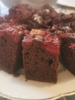 Csokis-meggyes gyors süti recept fotója