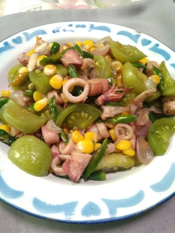 Cara Simple Membikin Resep  Tumis cumi asin jagung manis yang Bikin Ngiler, Bikin Ketagihan