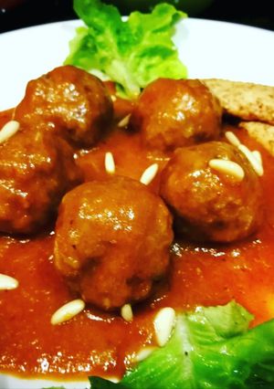 Foto principal de Albóndigas de res en salsa de cerveza artesana Minera