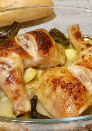 Una foto de Pollo al horno con mostaza y miel