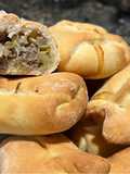 Kraut pirot (empanada alemanas con carne molida y repollo)