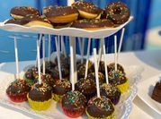 Una foto de cake pops vainilla