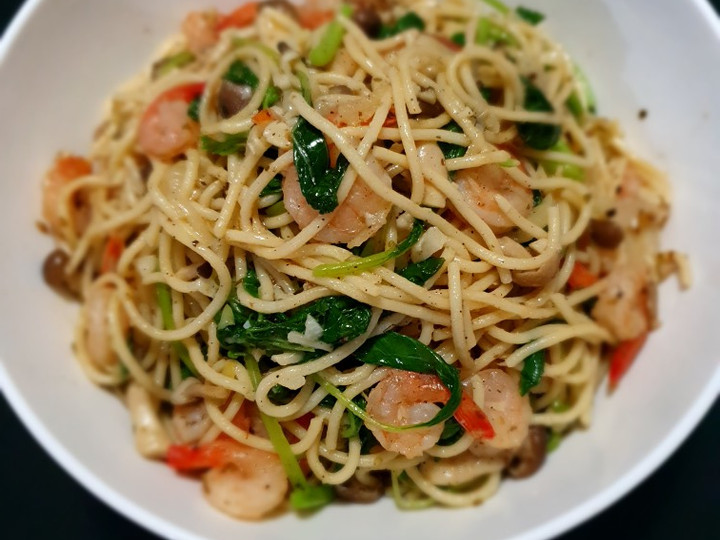 Resep Spaghetti Prawn Spinach Aglio Olio Anti Gagal
