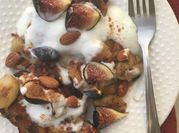 A picture of fig slices