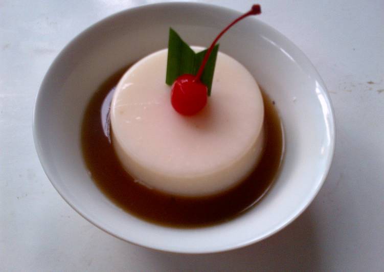 Puding tahu saus jahe