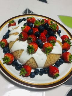 Una foto de Tarta de Yogur y Plátanos, sin azúcar, sin harina, en la olla arrocera!