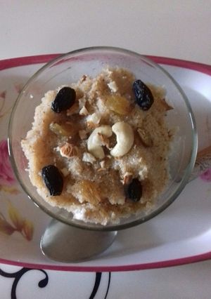 A picture of Sooji halwa.