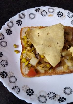 A picture of Healthy sprouts toast.