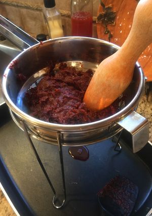 A picture of Red Chili Sauce.