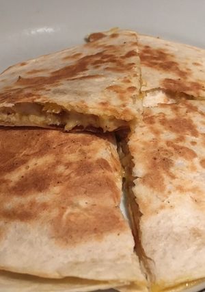 A picture of Chicken and Cheese Quesadillas.