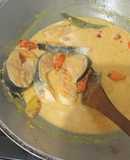 Gulai kuning ikan patin (masakan padang)