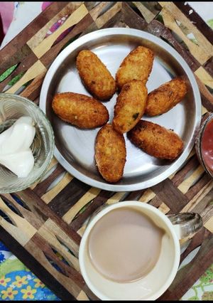आलू कटलेट (aloo cutlet recipe in Hindi) रेसिपी मुख्य फोटो
