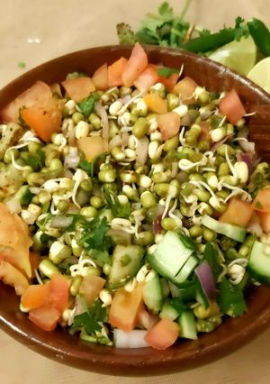 A picture of Green Moong Sprouts Salad.