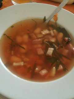 Una foto de Sopa de alubias