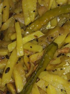 আলু ভাজা (aloo bhaja recipe in Bengali) রেসিপির প্রধান ছবি