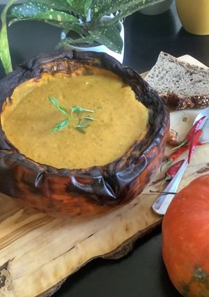 Une photo de 🧑‍🍳Soupe 🥣 potimarron🍁🎨🧑‍🍳