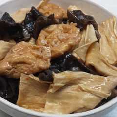 รูปของ Cah kembang tahu + jamur kuping