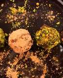 Trufas de chocolate, aguacate, pistachos y lima