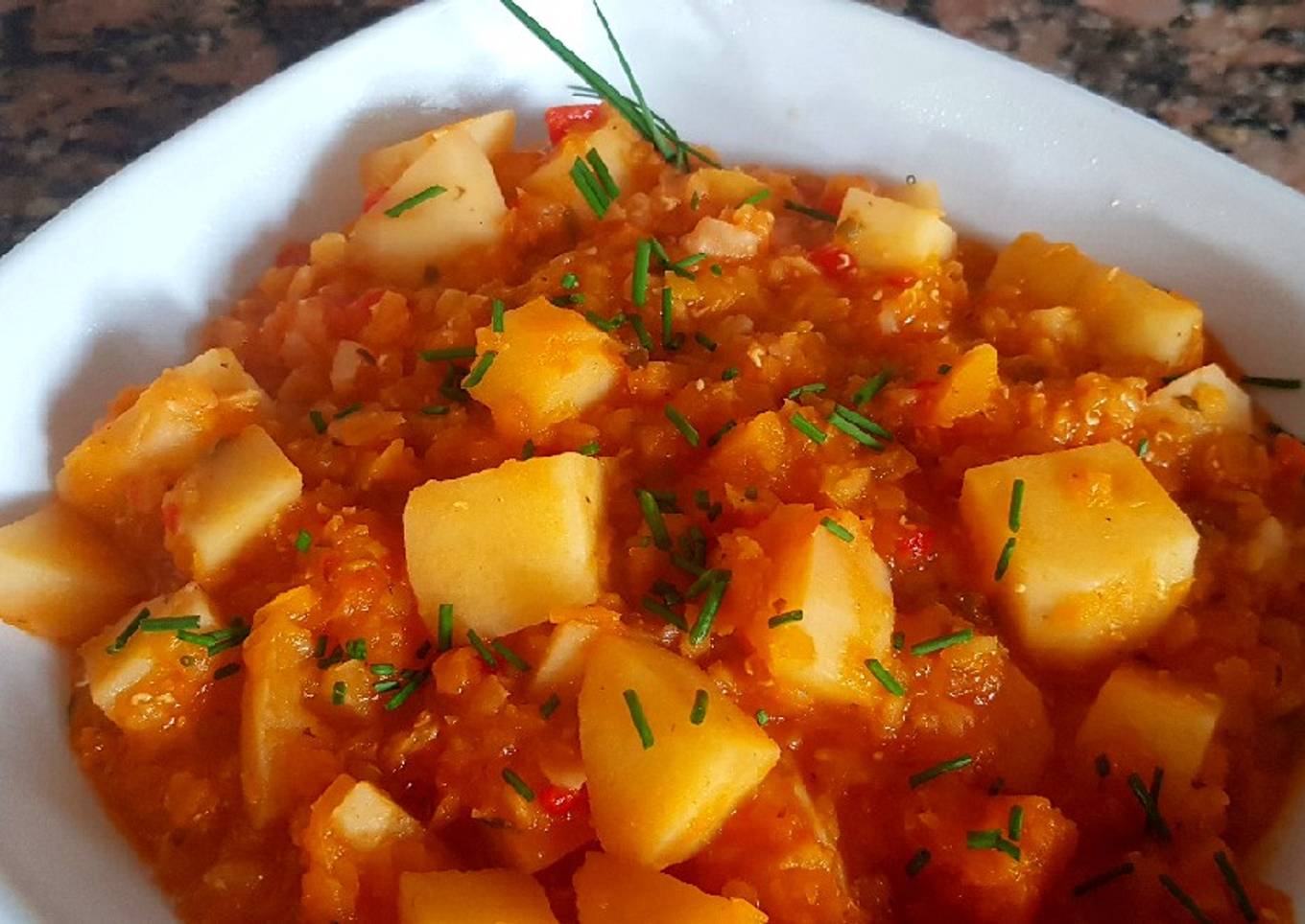 Guisado de calabacín, papa y lentejas peladas. #Mercado