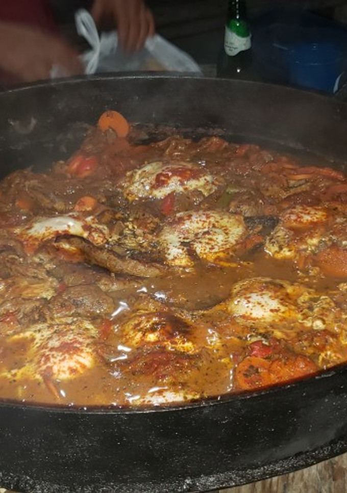 Una foto de Bife a la criolla