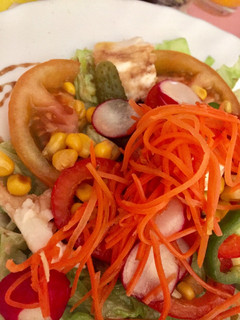 Una foto de Ensalada agridulce con mozzarella