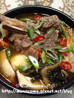 韓式馬鈴薯排骨湯(감자탕) 的食譜成品照片