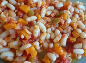 Foto principal de Guiso vegano de Porotos blancos (aduki)