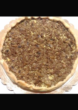 Foto di Rustico con carne e funghi