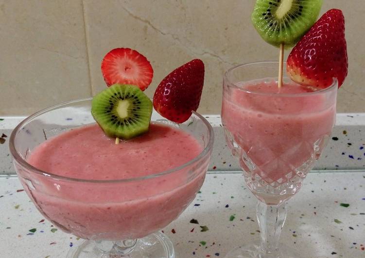 Smoothie con leche de almendra y frutas