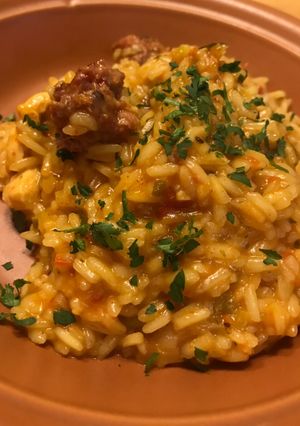 Una foto de Arroz con pollo 👵🏼