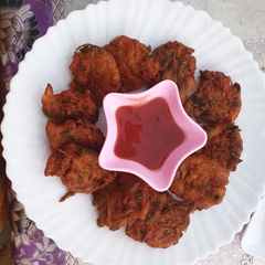 A picture of Arabic style pakory.