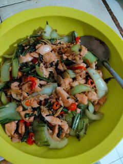 Foto resep Tumis salmon Pakcoy