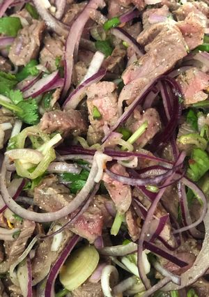 Une photo de Salade de bœuf Thaïlandaise