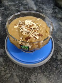 A picture of Aata halwa (kadha Prasad).