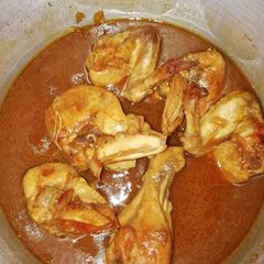 Boiled chicken A picture of Boiled chicken.