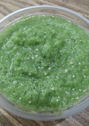 Una foto de Salsa verde cruda