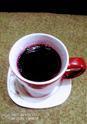 A picture of Sorrel Tea(Zobo Tea).