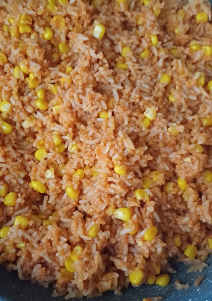 Una foto de Arroz rojo como el de mi abuelita