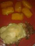 Bifes de bondiola con guarnición