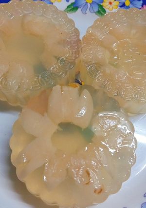 Hình của món Bánh Trung Thu thủy tinh.